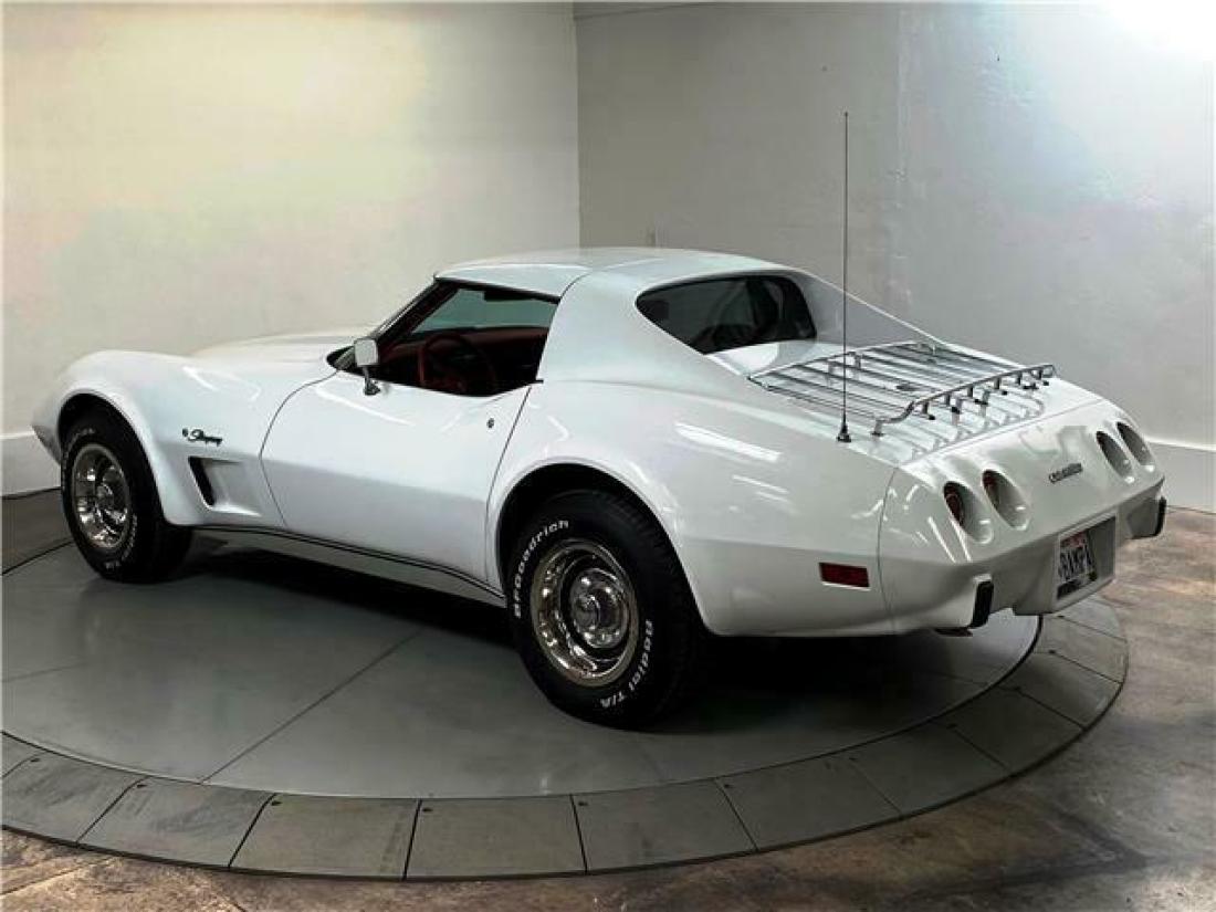 1976 Chevrolet Corvette - photo 10