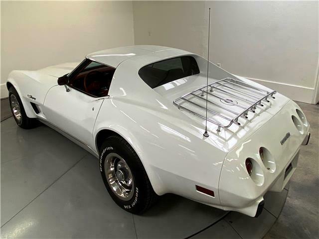 1976 Chevrolet Corvette - photo 11