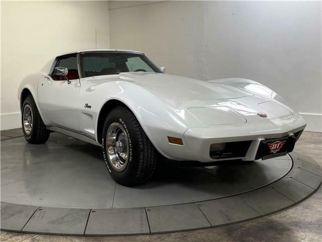 1976 Chevrolet Corvette - photo 3