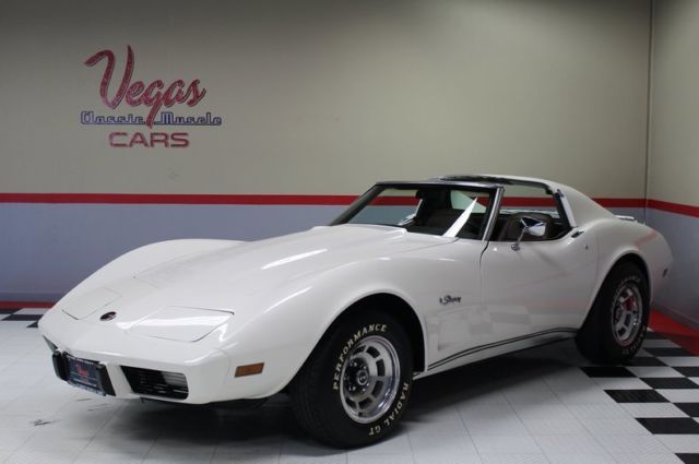 1976 Chevrolet Corvette L48 - photo 2