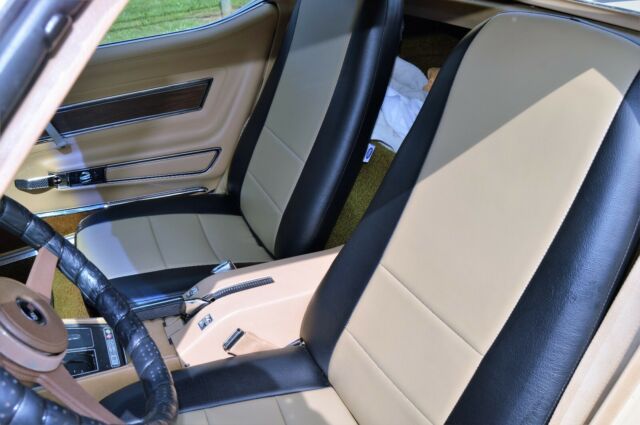 1976 Chevrolet Corvette - photo 8