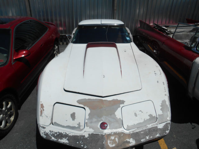 1976 CHEVROLET CORVETTE ROLLER PROJECT SOLID NO RUST NO RESERVE 1976 Chevrolet Corvette