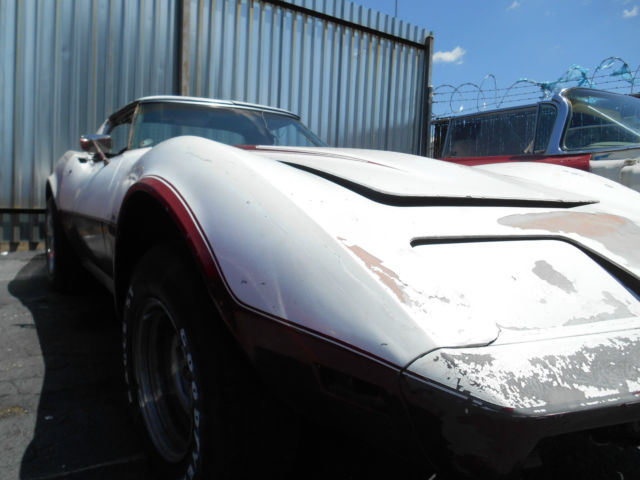 1976 Chevrolet Corvette - photo 3