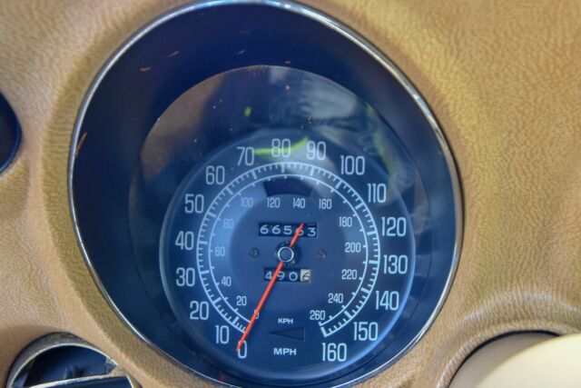 1976 Chevrolet Corvette - photo 12