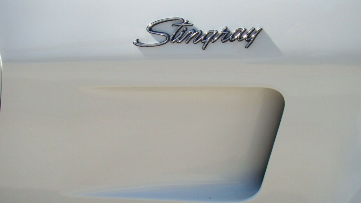 1976 Chevrolet Corvette - photo 6