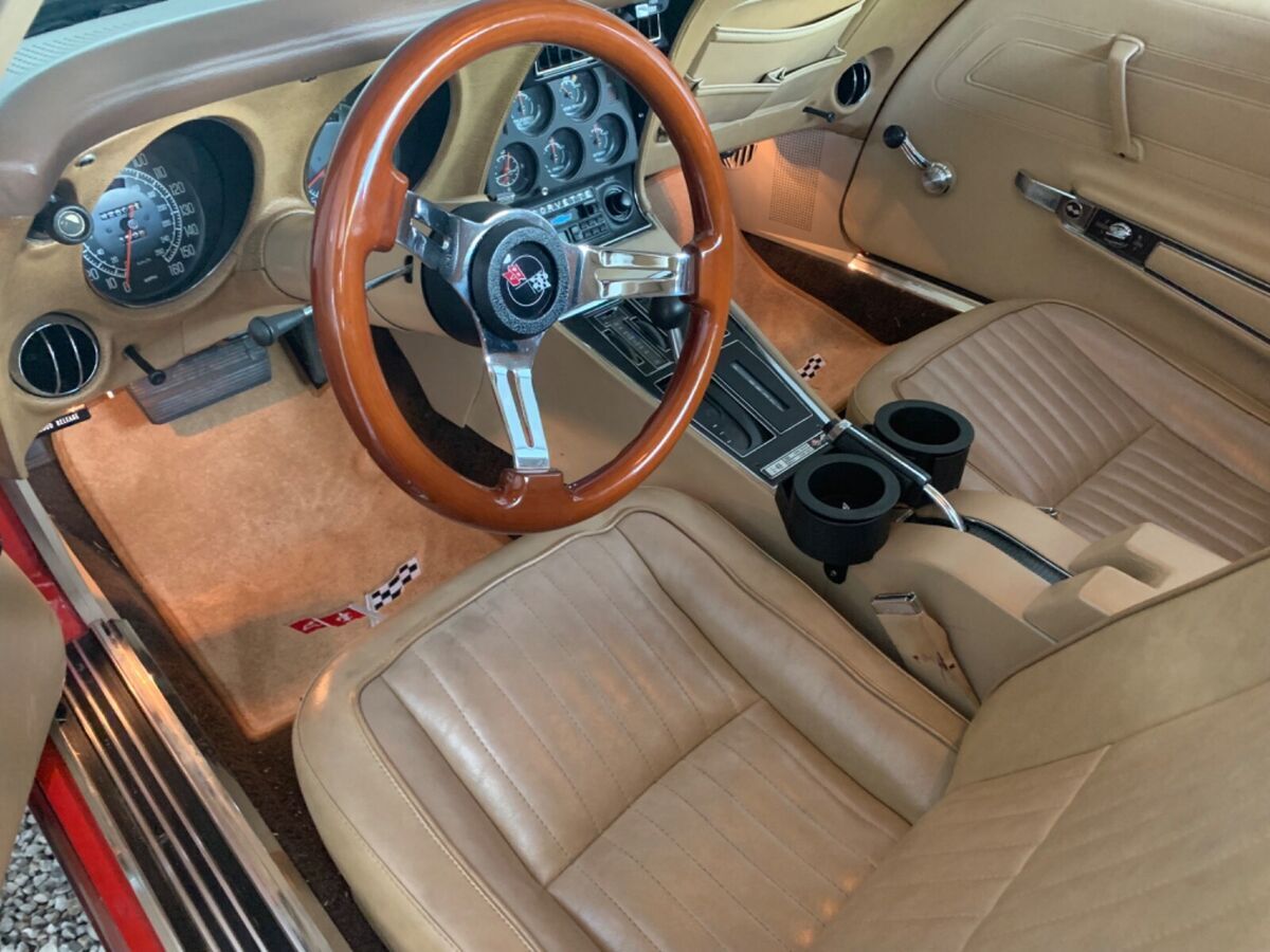 1976 Chevrolet Corvette - photo 10