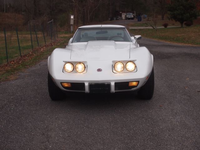 1976 Chevrolet Corvette - photo 3