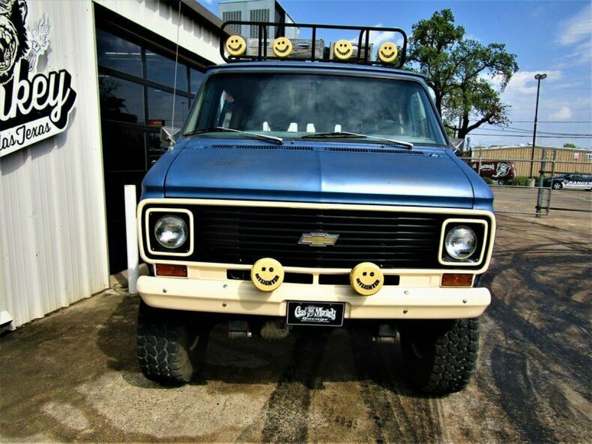 1976 Chevrolet G 10 4X4 Tequila Van - photo 13