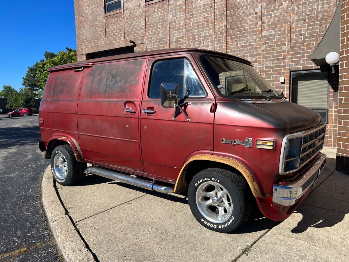 1976 Chevrolet G20 Van Van - 1 Owner - Original Paint - 400 V8 - photo 11