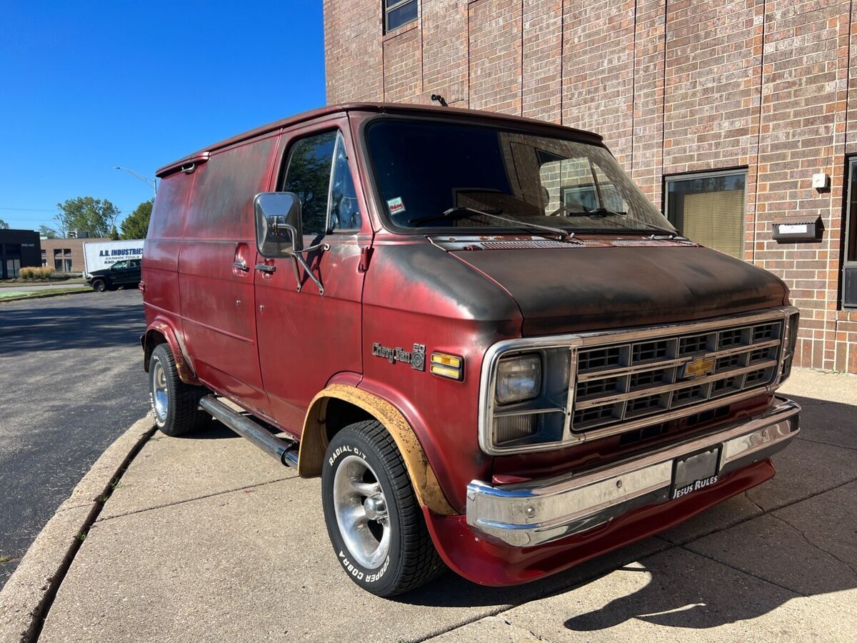 1976 Chevrolet G20 Van Van - 1 Owner - Original Paint - 400 V8 - photo 12
