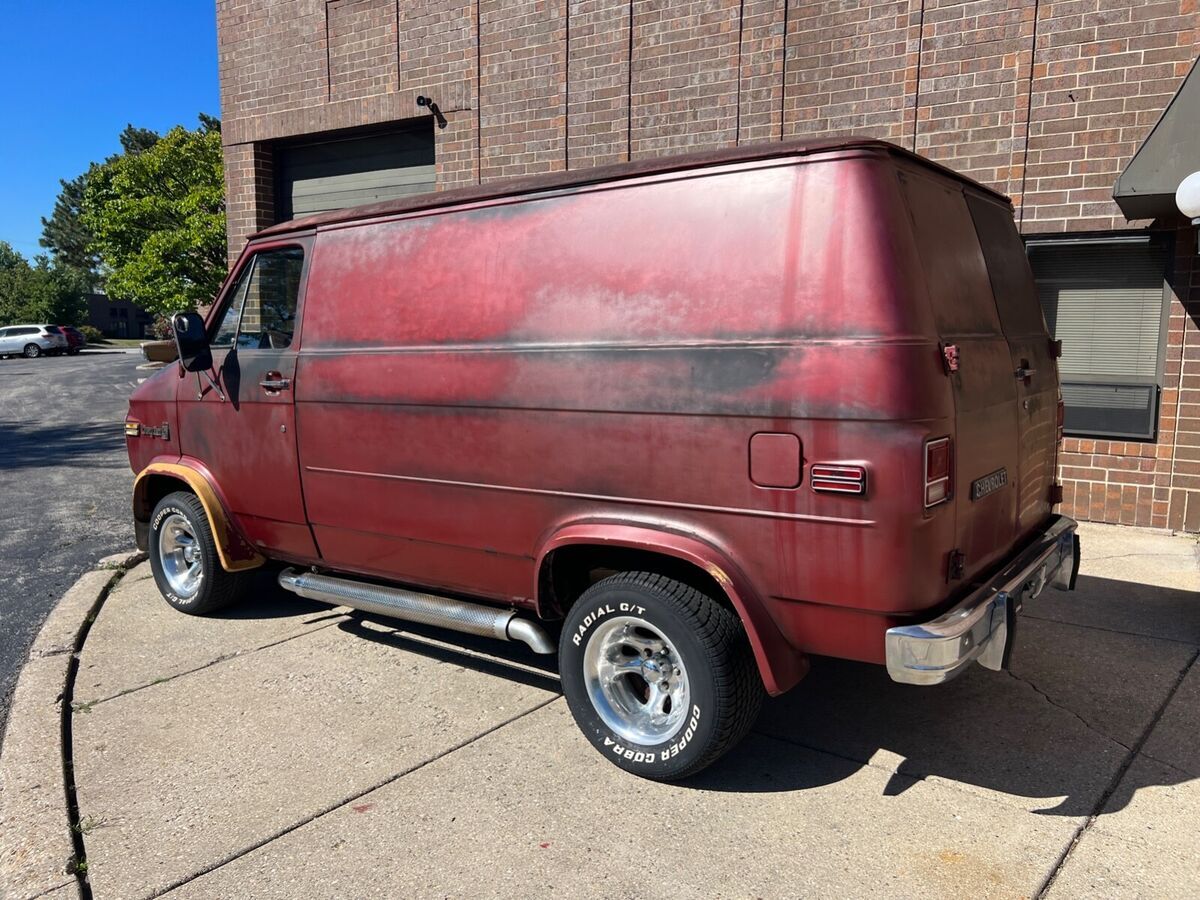 1976 Chevrolet G20 Van Van - 1 Owner - Original Paint - 400 V8 - photo 4