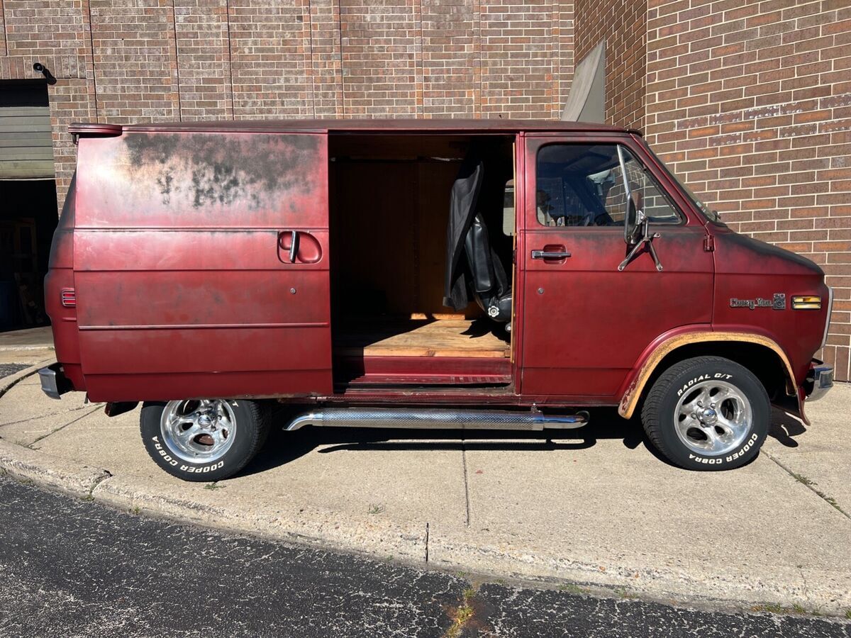1976 Chevrolet G20 Van Van - 1 Owner - Original Paint - 400 V8 - photo 8