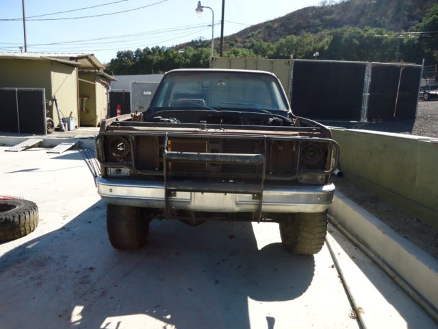 1976 CHEVROLET K5 BLAZER ROLLING SHELL / CHASSIS / PROJECT / PARTS CAR-NO MOTOR 1976 Chevrolet Blazer