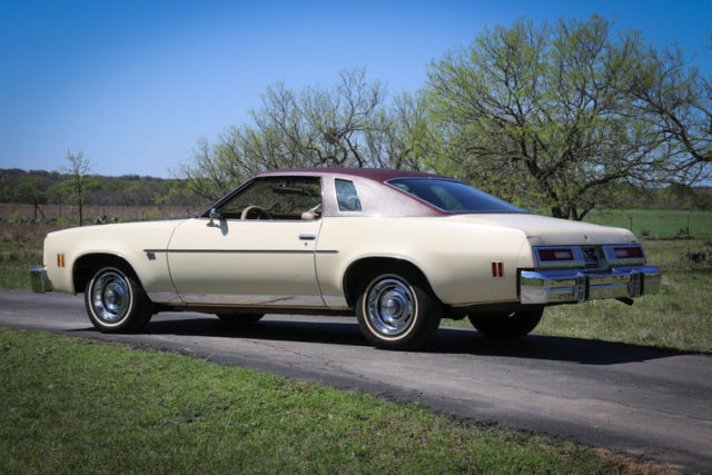 1976 Chevrolet Malibu Classic 1-Owner 43k miles V8 auto AC PS PB - photo 3