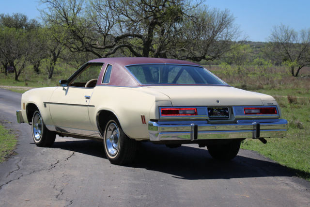 1976 Chevrolet Malibu Classic 1-Owner 43k miles V8 auto AC PS PB - photo 4