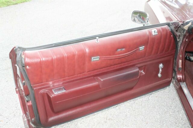 1976 Chevrolet Monte Carlo 33,000 Miles One Family Owned - photo 12