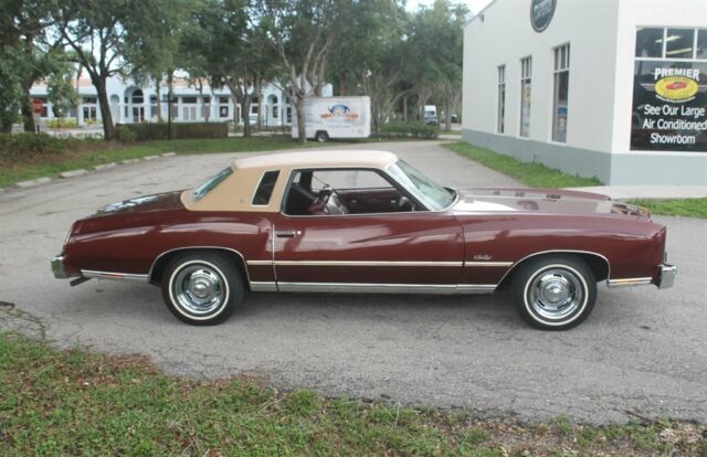 1976 Chevrolet Monte Carlo 33,000 Miles One Family Owned - photo 10
