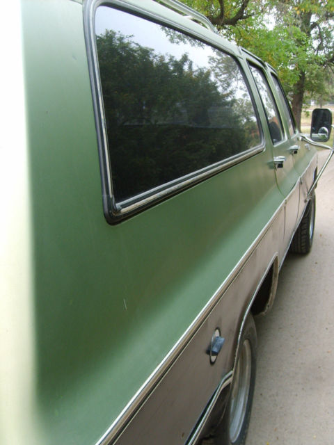 1976 Chevrolet Suburban Silverado - photo 12