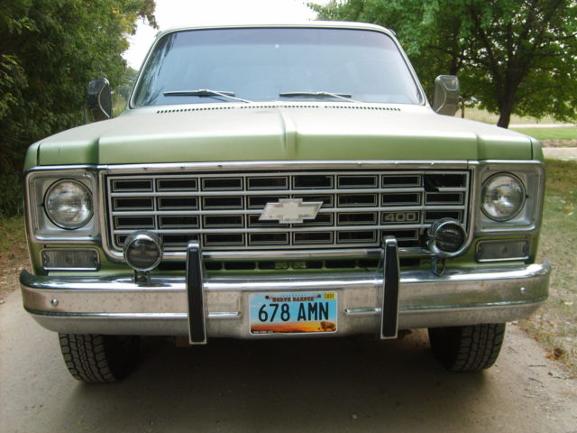 1976 Chevrolet Suburban Silverado - photo 4