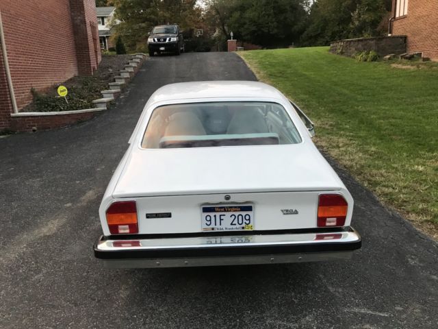 1976 Chevrolet Vega - photo 4