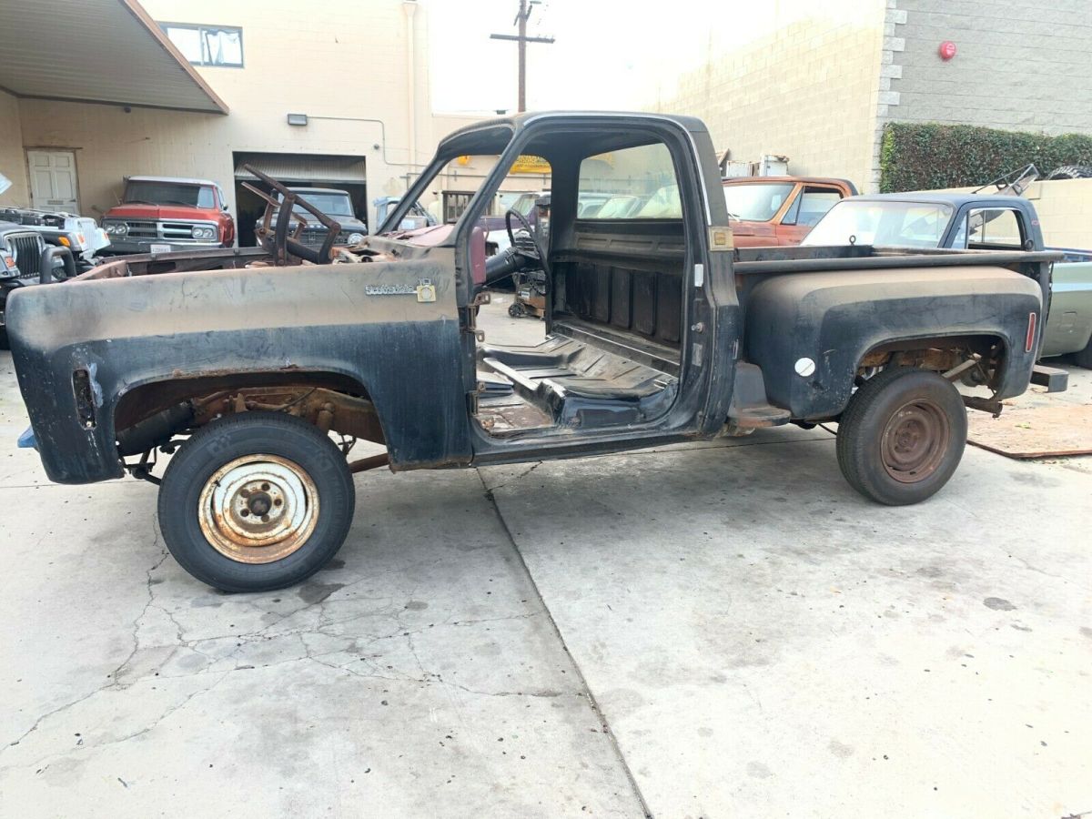 1976 Chevy C-10 short bed stepside PARTS OR PROJECT TRUCK NO RESERVE IN CA 1976 Chevrolet C-10 Scottsdale
