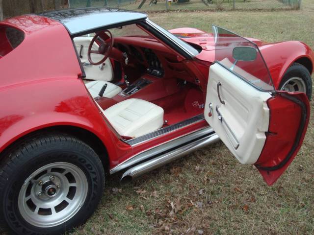 1976 Chevrolet Corvette T-Tops - photo 8
