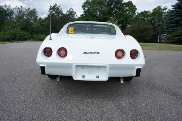 1976 Chevrolet Corvette - photo 4