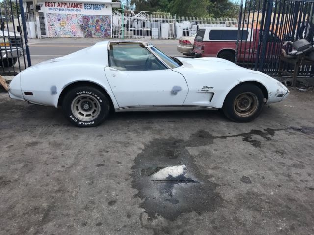 1976 Chevrolet Corvette - photo 3