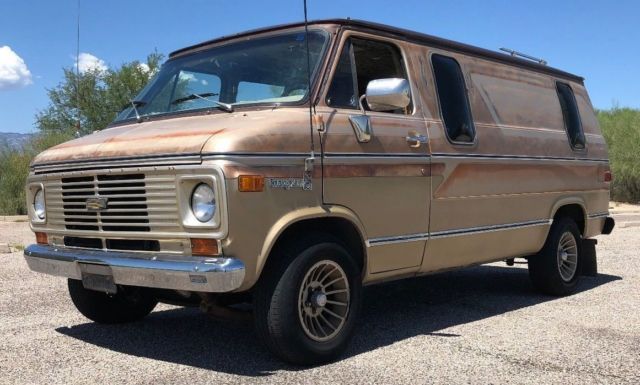 1976 Chevrolet G20 Van Venture Converson - photo 2