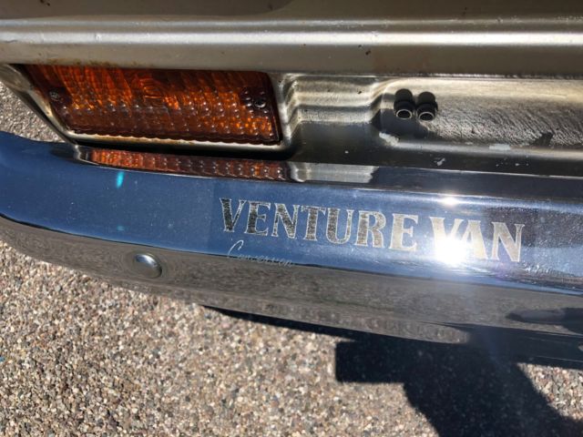 1976 Chevrolet G20 Van Venture Converson - photo 9