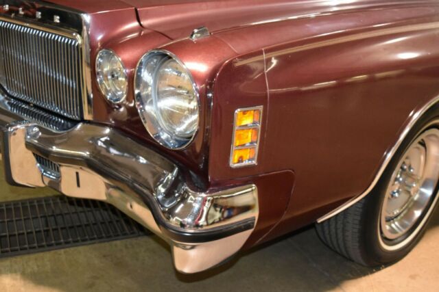 1976 Chrysler Cordoba - photo 6