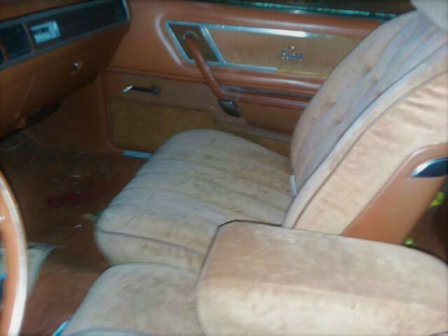 1976 Chrysler cordoba winsor edition - photo 4