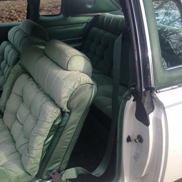 1976 Chrysler New Yorker - photo 3