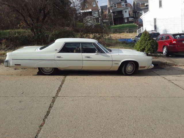 1976 Chrysler New Yorker Hardtop