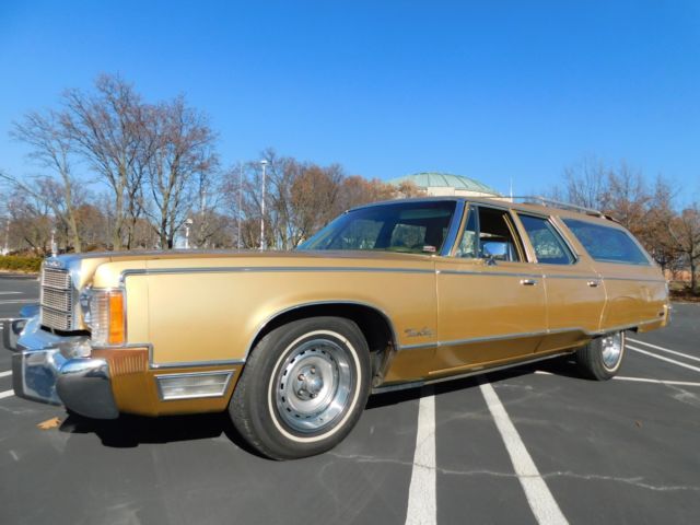1976 Chrysler Town & Country - photo 3