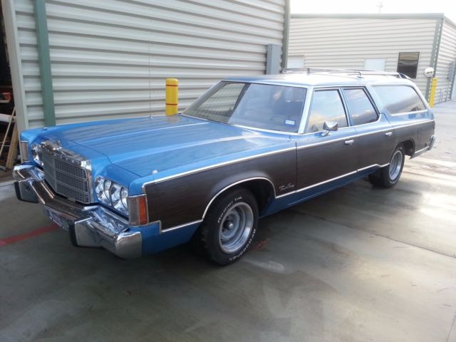 1976 Chrysler Town & Country - photo 3
