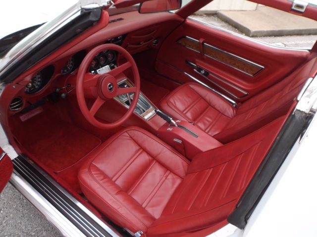1976 Chevrolet Corvette - photo 10