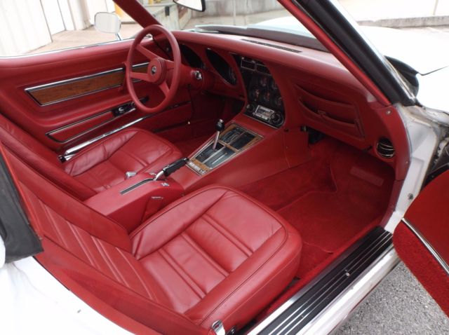1976 Chevrolet Corvette - photo 11