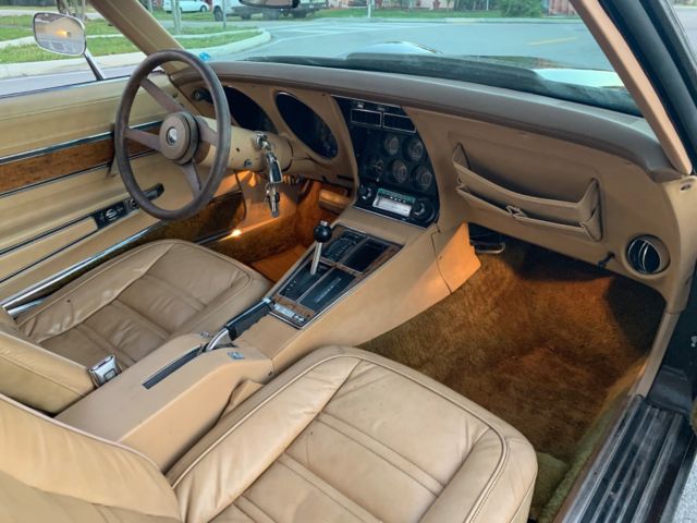 1976 Chevrolet Corvette - photo 13