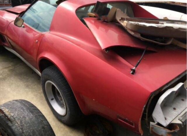 1976 Chevrolet Corvette - photo 2