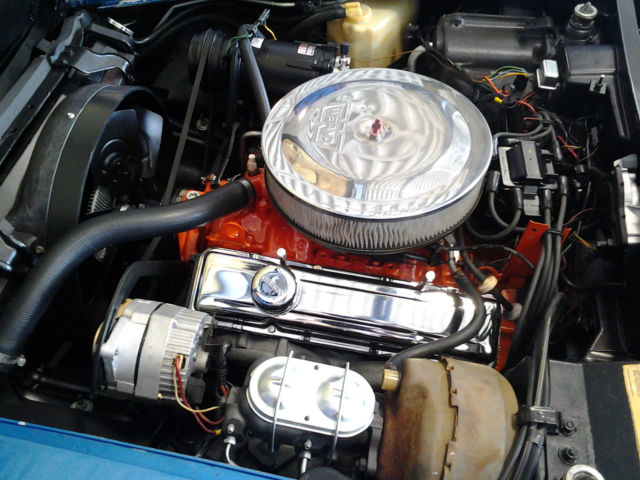 1976 Chevrolet Corvette - photo 11
