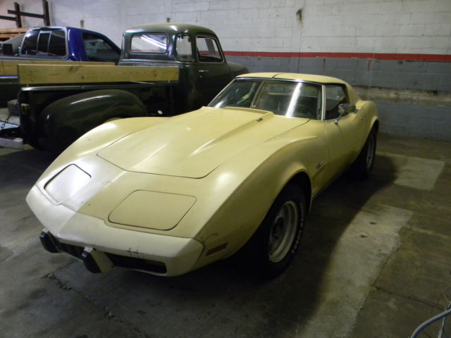 1976 CORVETTE PROJECT CAR running numbers matching motor 1976 Chevrolet Corvette