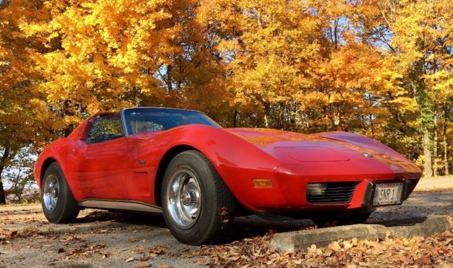 1976 Corvette Stingray. 30,000 miles, all original garage kept car. 1976 Chevrolet Corvette L48