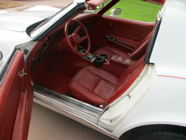 1976 Chevrolet Corvette STINGRAY - photo 4