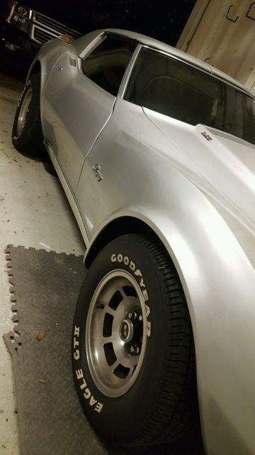 1976 Chevrolet Corvette Deluxe - photo 3