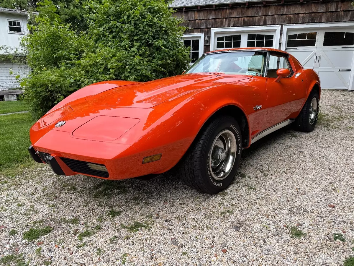 1976 Corvette Stingray Restored Flame Orange 400hp Edelbrock Performer package 1976 Chevrolet Corvette