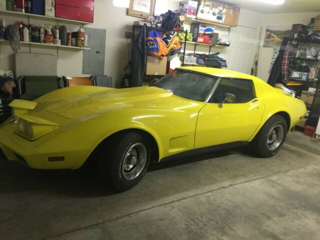 1976 Corvette Stingray (Yellow) 1976 Chevrolet Corvette Stingray