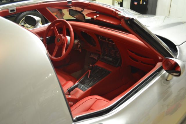1976 Chevrolet Corvette Stingray T-Top Coupe - photo 5
