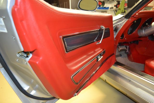 1976 Chevrolet Corvette Stingray T-Top Coupe - photo 6
