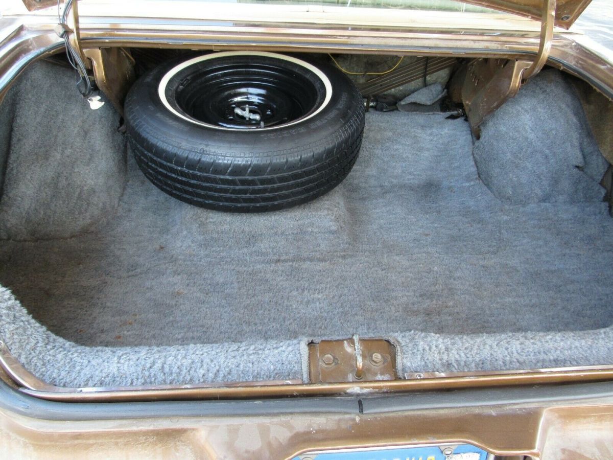 1976 Chrysler Cordoba - photo 9
